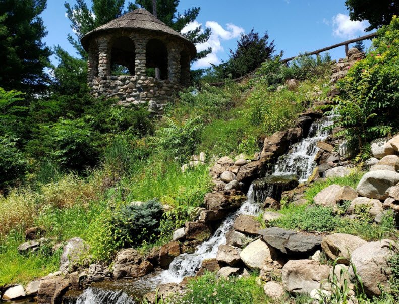 Slayton Arboretum, United States